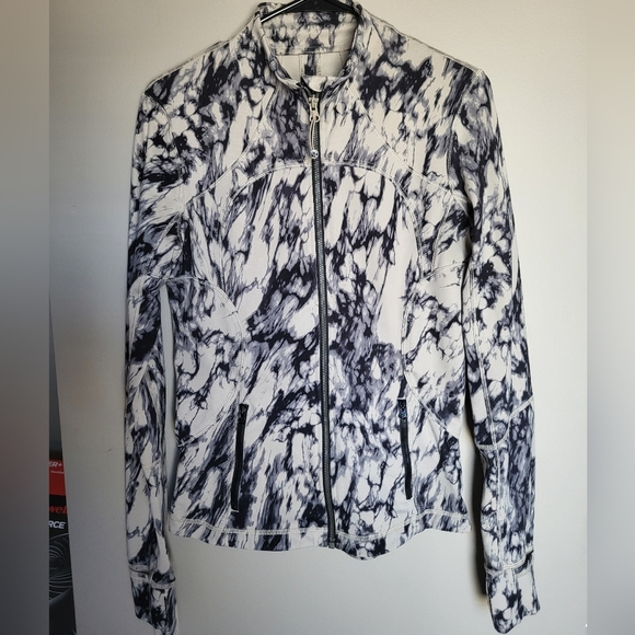 Lululemon Black and White Women's Jacket, (no Tag) Would Say Size Small - Picture 1 of 5